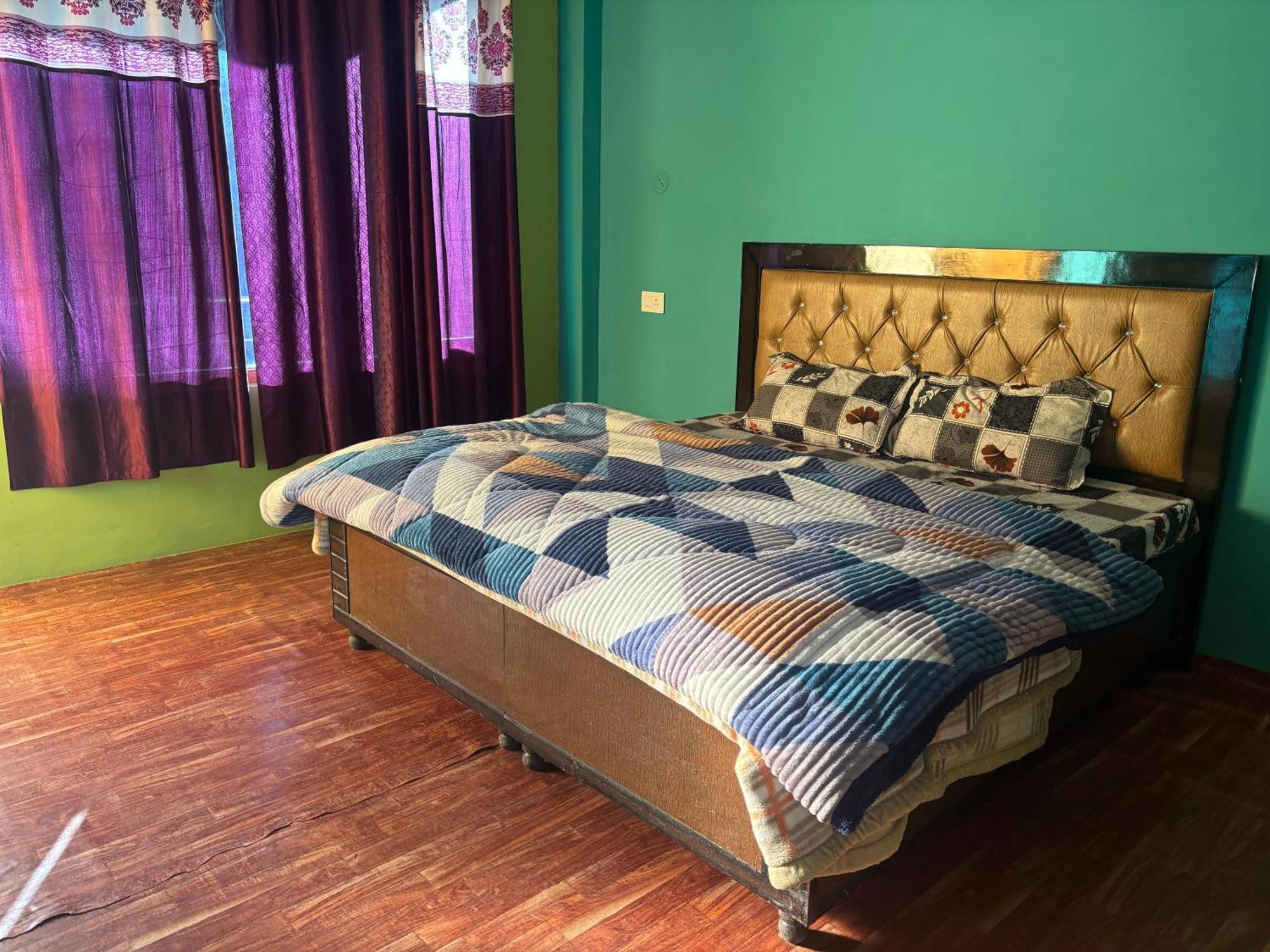 Shalom Guesthouse And Cafe Kalgha Εξωτερικό φωτογραφία