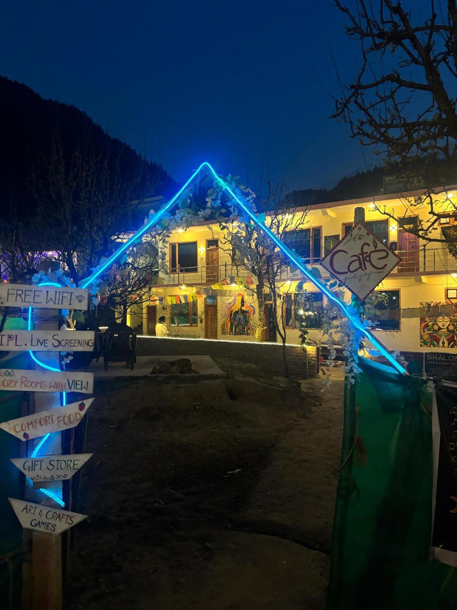 Shalom Guesthouse And Cafe Kalgha Εξωτερικό φωτογραφία